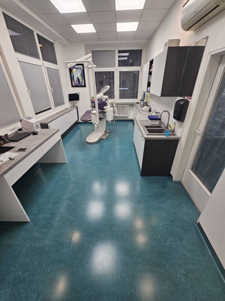 renovácia podlahy v ambulancii nová podlaha
